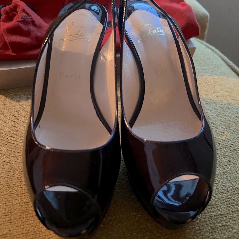 Christian Louboutin sling Back peep toe